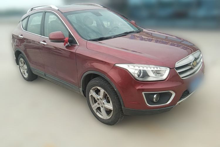 Used Bestune X80 2013 2.0L automatic luxury version Front Right 45 Deg