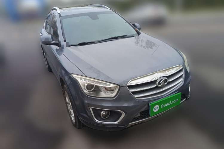 Used Bestune X80 2013 2.0L automatic luxury version Front Right 45 Deg