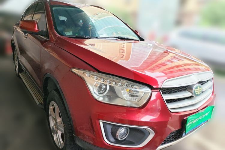 Used Bestune X80 2013 2.0L automatic luxury version Front Right 45 Deg