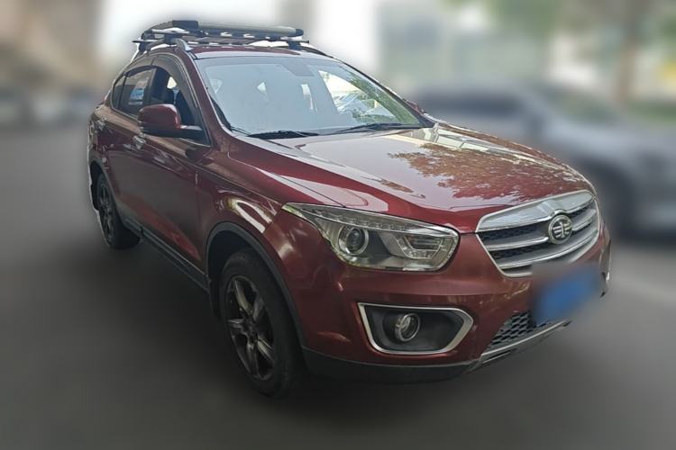 Used Bestune X80 2013 2.0L automatic comfort version Front Right 45 Deg