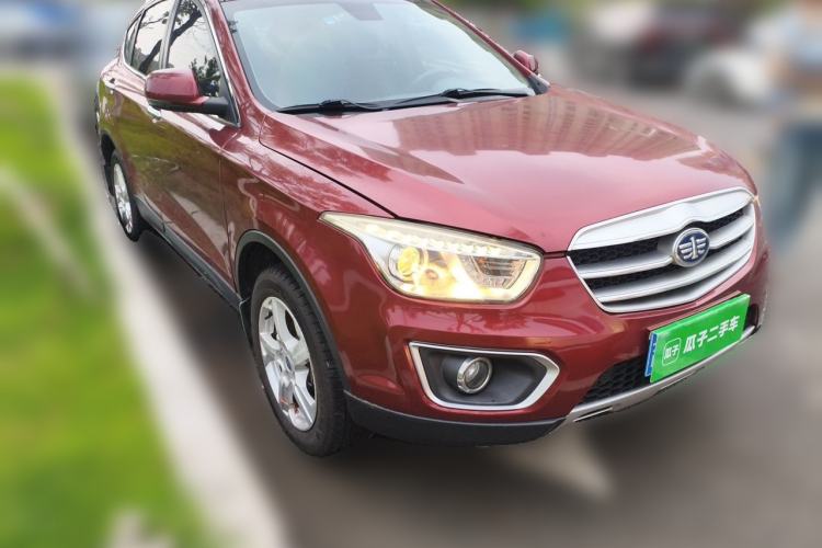 Used Bestune X80 2013 2.0L automatic luxury version Front Right 45 Deg