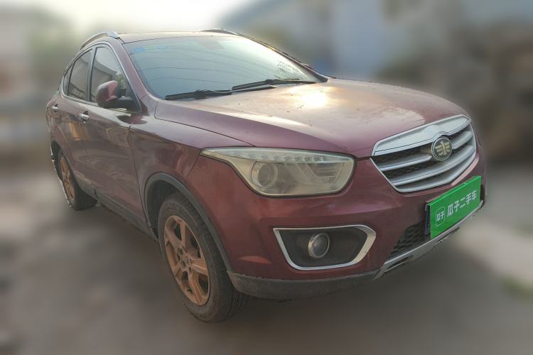 Used Bestune X80 2013 2.0L automatic luxury version Front Right 45 Deg