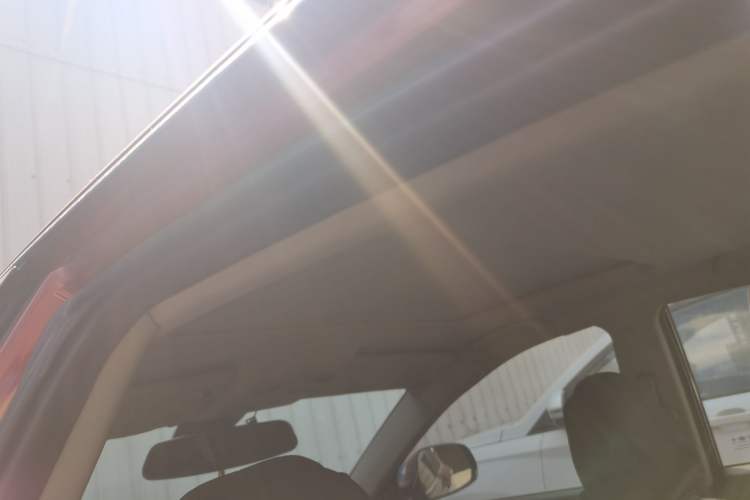 Used Bestune X80 2013 2.3L automatic luxury version Headliner