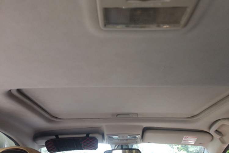 Used Bestune X80 2013 2.0L manual luxury version Headliner