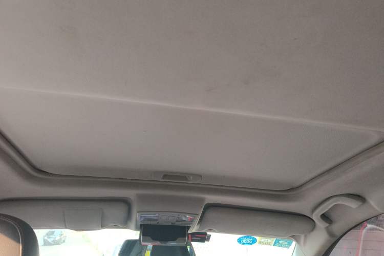 Used Bestune X80 2013 2.0L automatic luxury version Headliner