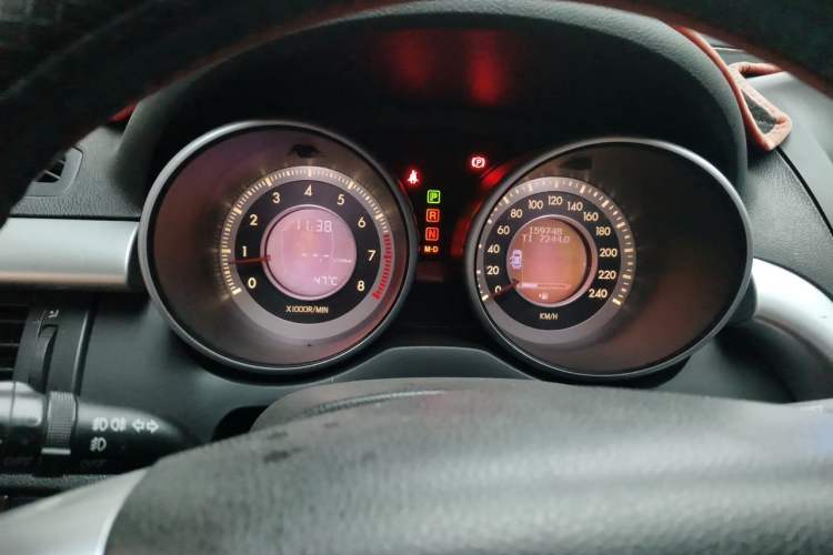 Used Bestune X80 2013 2.0L automatic comfort version Instrument Cluster