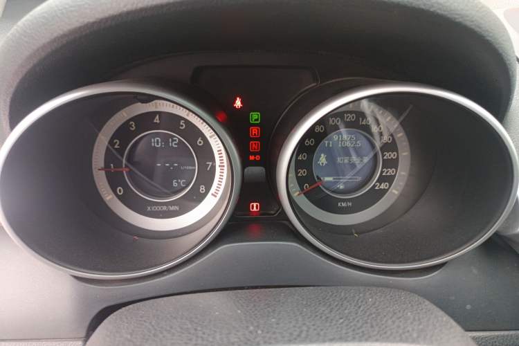 Used Bestune X80 2013 2.0L automatic luxury version Instrument Cluster