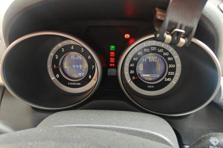 Used Bestune X80 2013 2.0L automatic comfort version Instrument Cluster