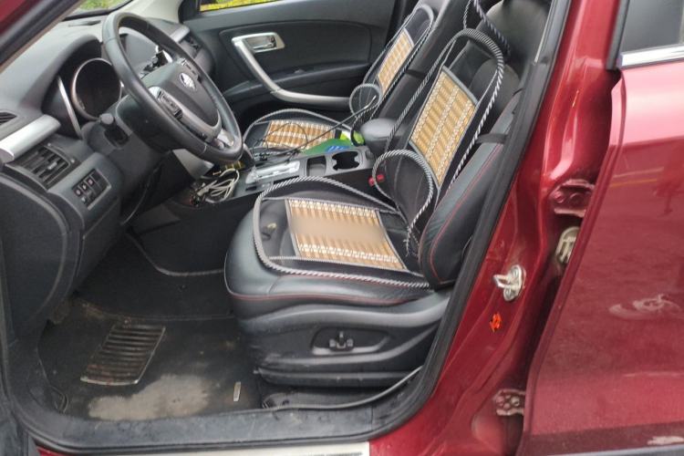 Used Bestune X80 2013 2.0L automatic luxury version Left Front Seat