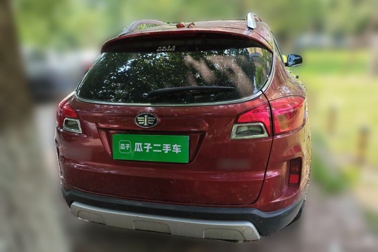 Used Bestune X80 2013 2.0L manual luxury version Rear