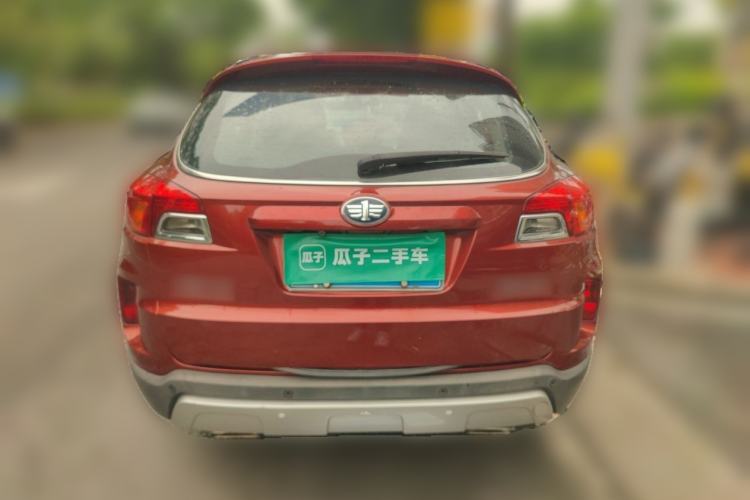 Used Bestune X80 2013 2.0L automatic luxury version Rear