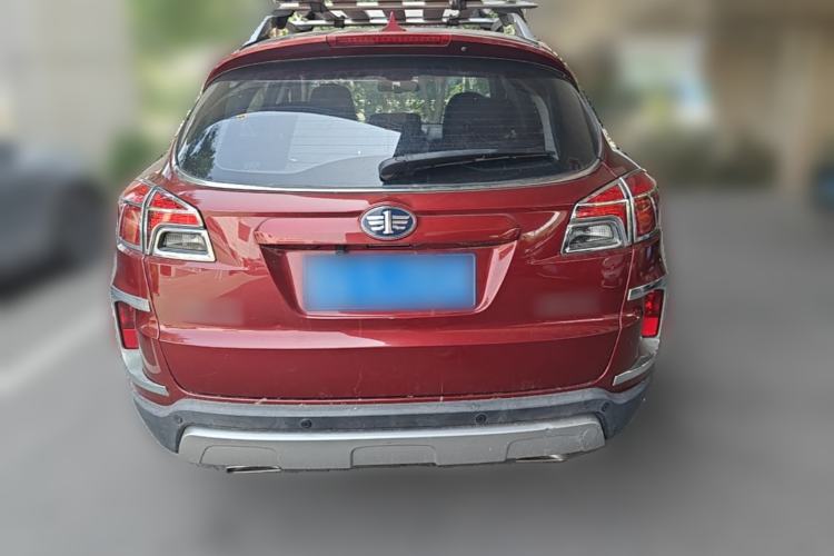 Used Bestune X80 2013 2.0L automatic comfort version Rear