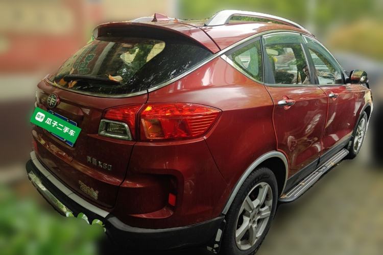 Used Bestune X80 2013 2.0L automatic comfort version Rear Right 45 Deg