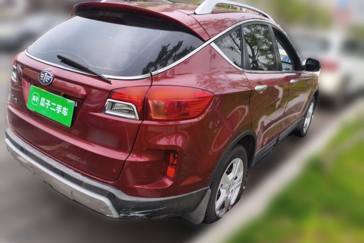 Used Bestune X80 2013 2.0L automatic luxury version Rear Right 45 Deg