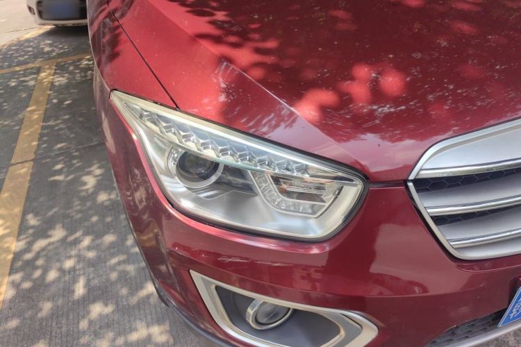 Used Bestune X80 2013 2.0L automatic luxury version Right Front Headlight