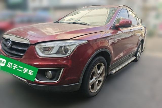Used Bestune X80 2013 2.0L manual luxury version