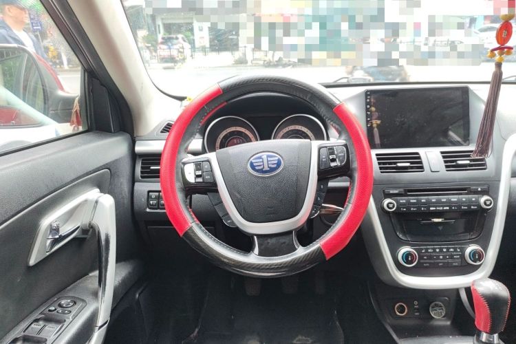 Used Bestune X80 2013 2.0L manual luxury version Steering Wheel