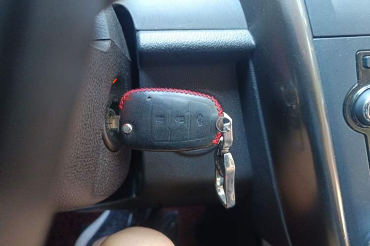 Used Bestune X80 2013 2.0L manual luxury version Vehicle Key