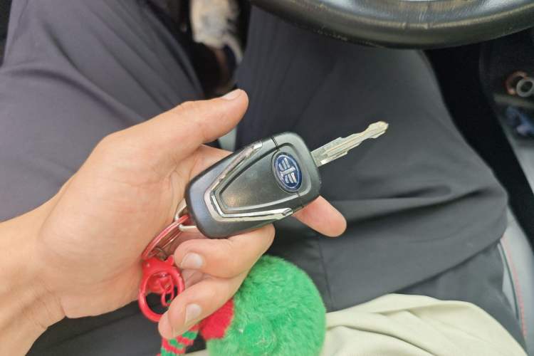 Used Bestune X80 2013 2.0L manual luxury version Vehicle Key