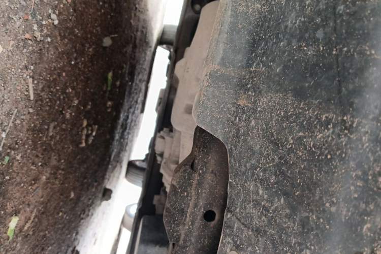 Used Bestune X80 2013 2.0L automatic comfort version Chassis Front