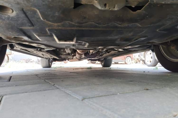 Used Bestune X80 2013 2.0L automatic comfort version Chassis Front