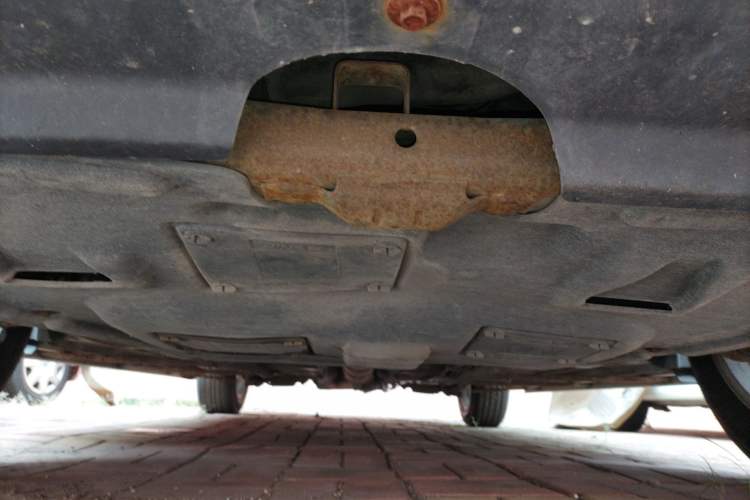 Used Bestune X80 2013 2.0L automatic comfort version Chassis Front
