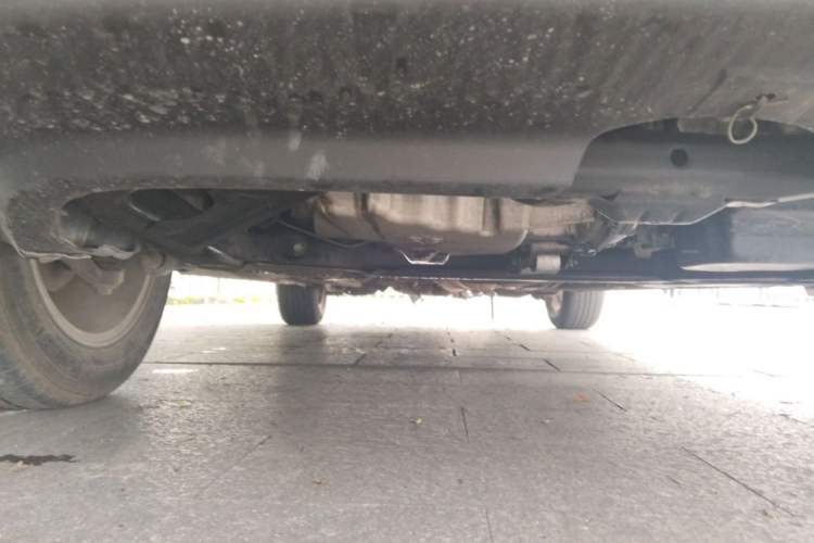 Used Bestune X80 2013 2.0L automatic comfort version Chassis Front