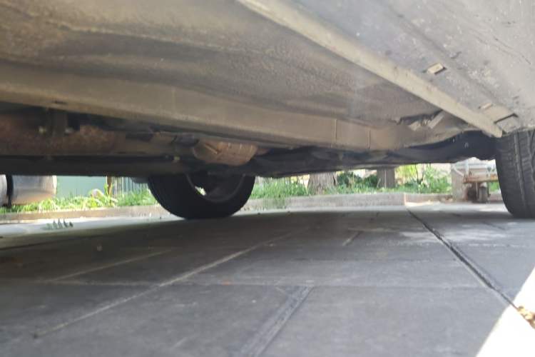 Used Bestune X80 2013 2.0L automatic comfort version Chassis Front Right