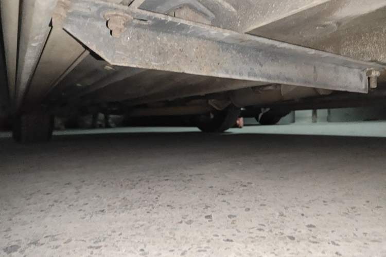 Used Bestune X80 2013 2.0L manual luxury version Chassis Front Right