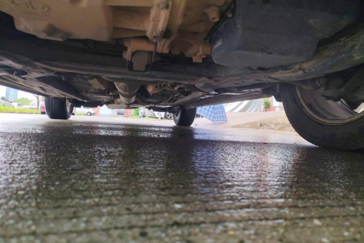 Used Bestune X80 2013 2.0L automatic luxury version Chassis Front