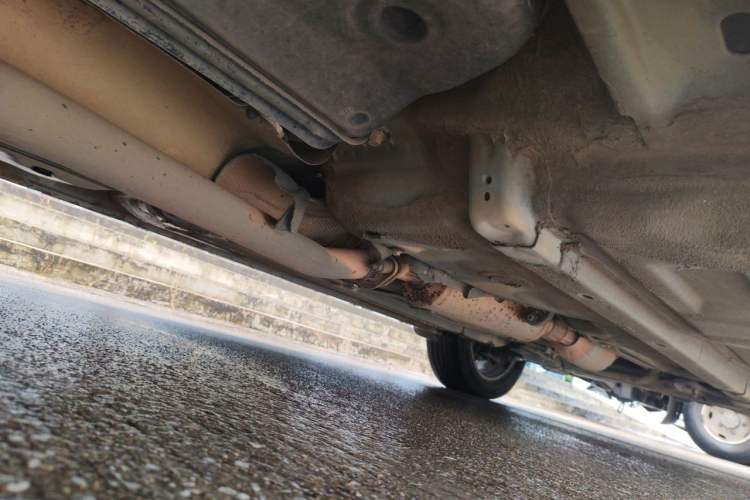 Used Bestune X80 2013 2.0L automatic luxury version Chassis Rear Right