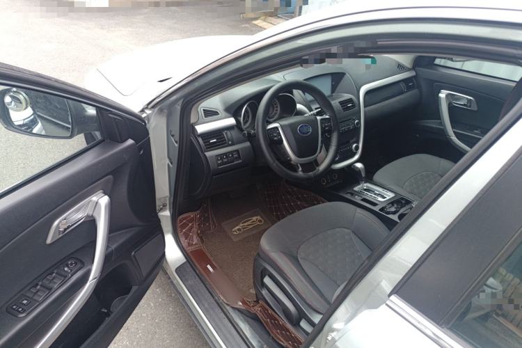 Used Bestune X80 2013 2.0L automatic comfort version Driver Seat