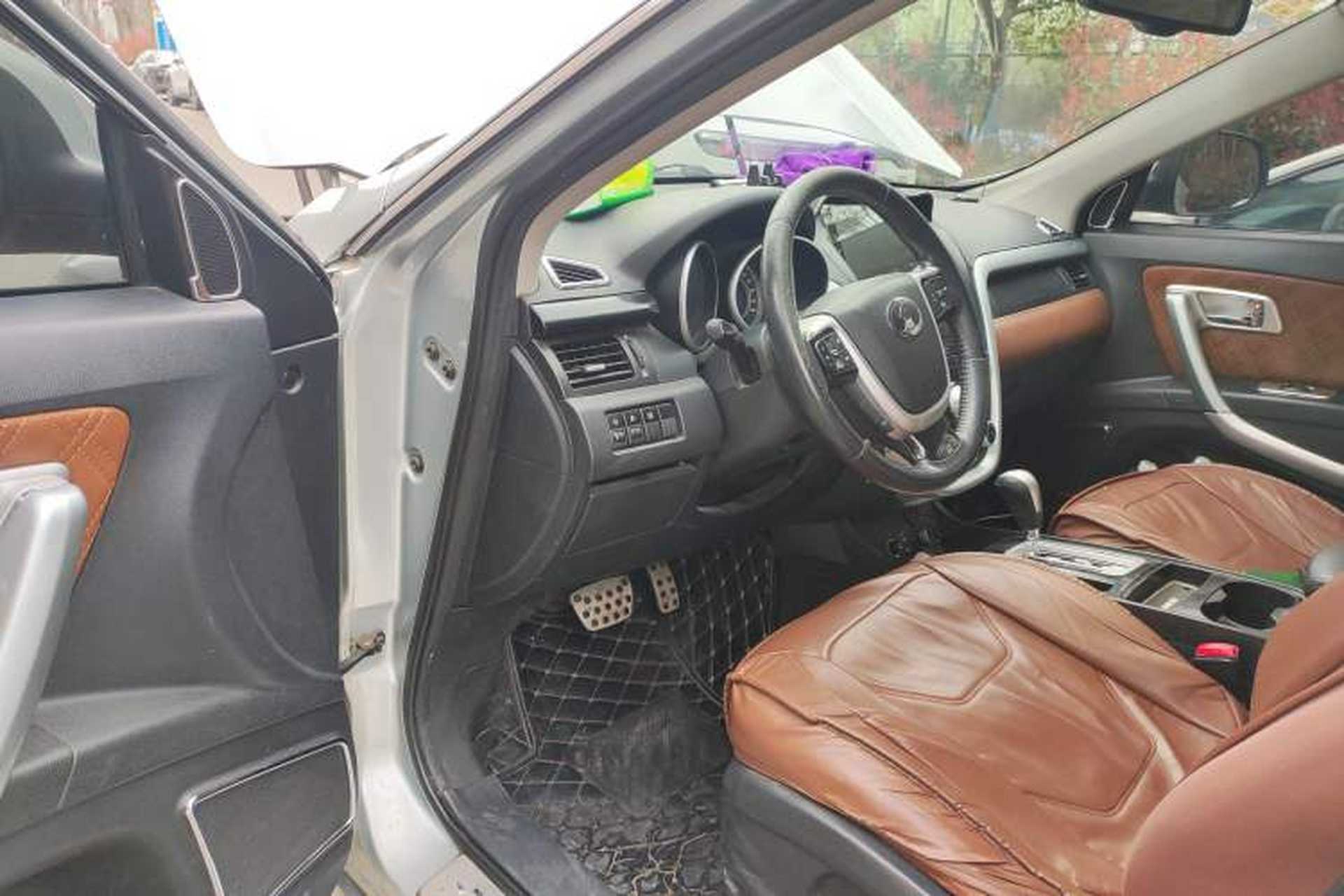 Used Bestune X80 2013 2.3L automatic luxury version Driver Seat