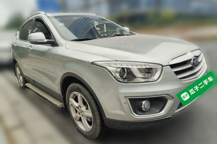 Used Bestune X80 2013 2.0L automatic luxury version Front Right 45 Deg