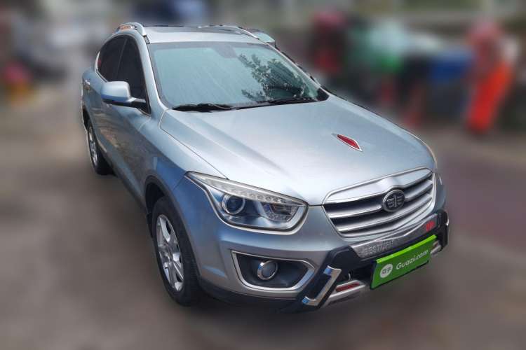 Used Bestune X80 2013 2.0L automatic comfort version Front Right 45 Deg
