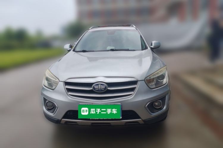 Used Bestune X80 2013 2.0L automatic luxury version Front