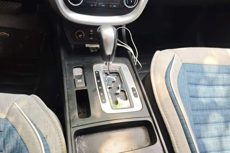 Used Bestune X80 2013 2.0L automatic comfort version Gear Lever