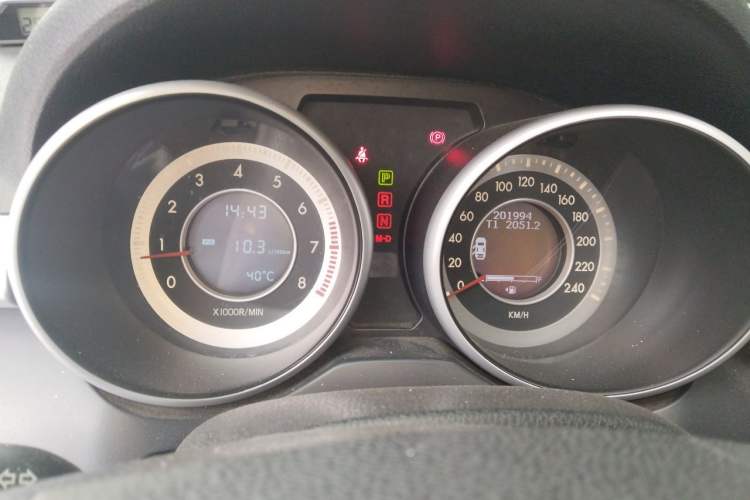 Used Bestune X80 2013 2.0L automatic comfort version Instrument Cluster