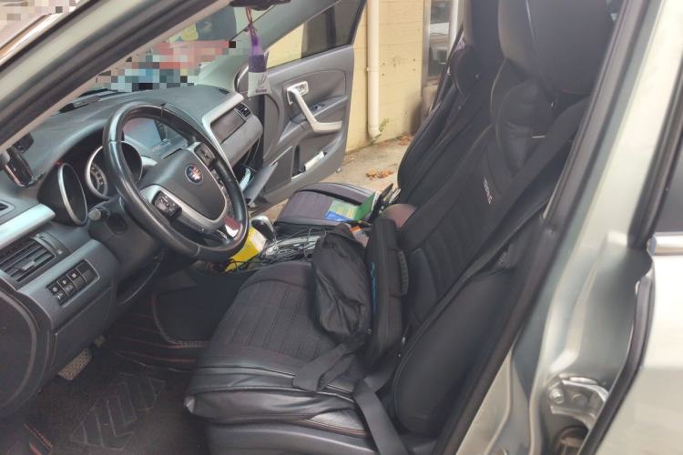 Used Bestune X80 2013 2.0L automatic luxury version Left Front Seat
