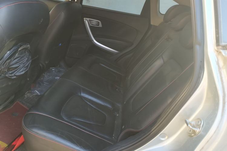 Used Bestune X80 2013 2.0L manual luxury version Left Rear Seat