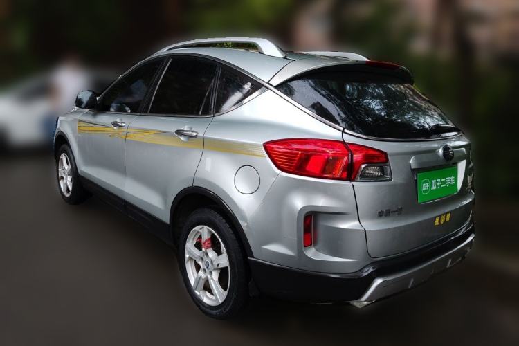 Used Bestune X80 2013 2.0L automatic luxury version Rear Left 45 Deg