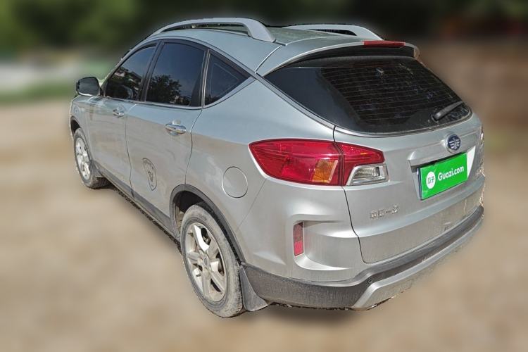 Used Bestune X80 2013 2.0L automatic luxury version Rear Left 45 Deg