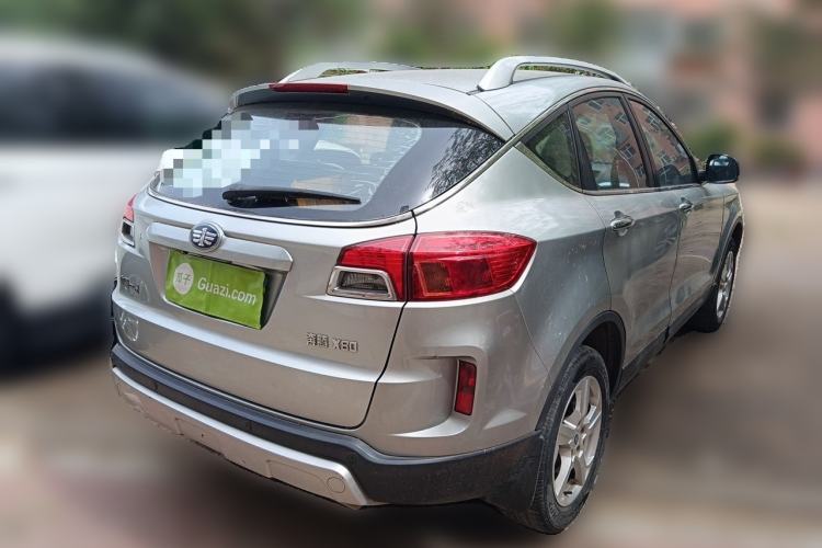 Used Bestune X80 2013 2.0L automatic comfort version Rear Right 45 Deg