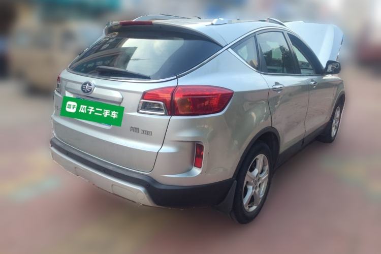 Used Bestune X80 2013 2.0L manual luxury version Rear Right 45 Deg