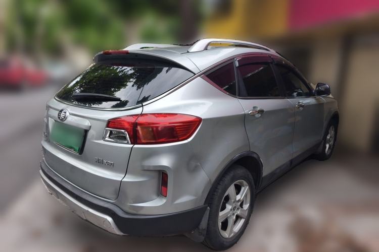 Used Bestune X80 2013 2.0L automatic luxury version Rear Right 45 Deg
