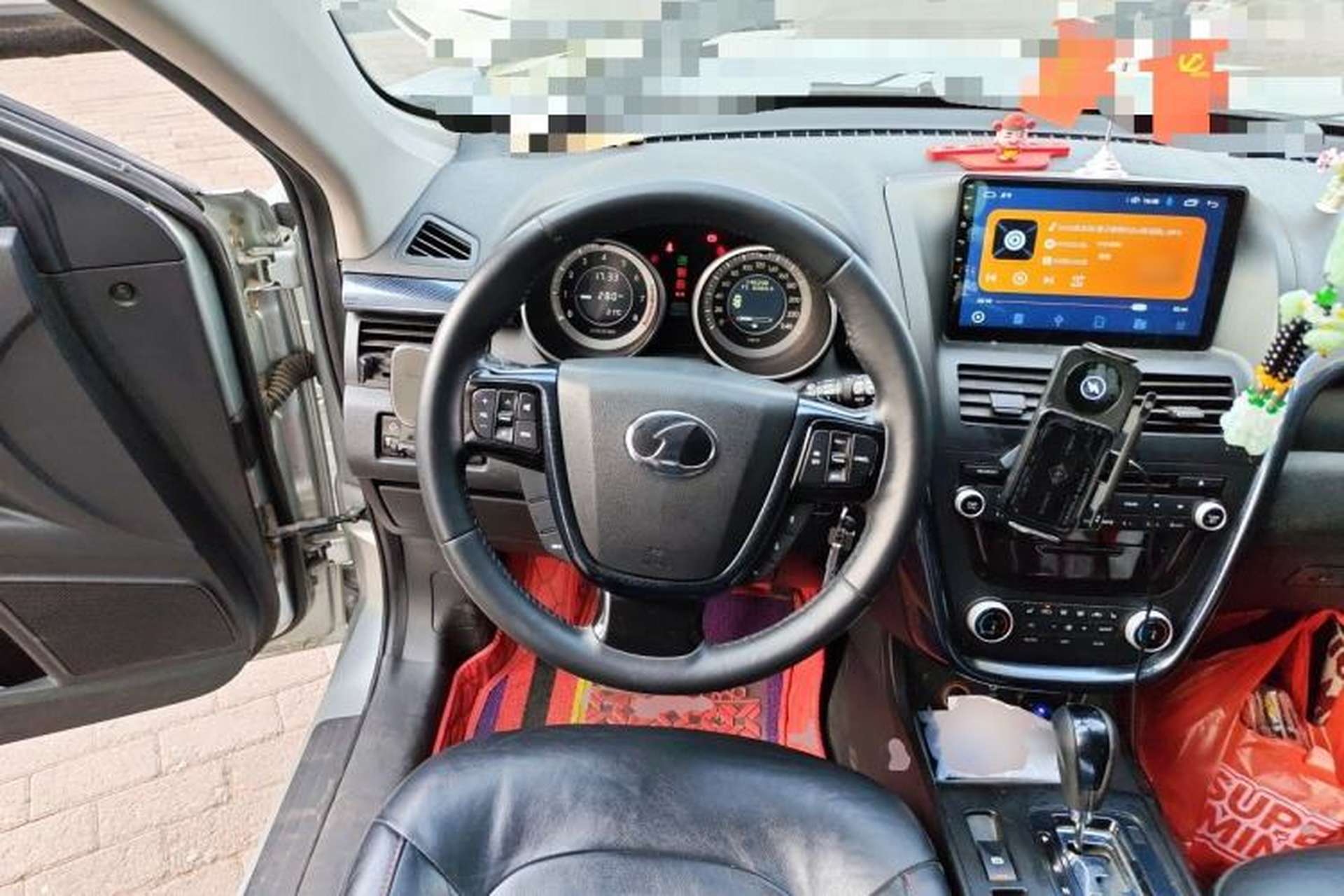 Used Bestune X80 2013 2.3L automatic luxury version Steering Wheel