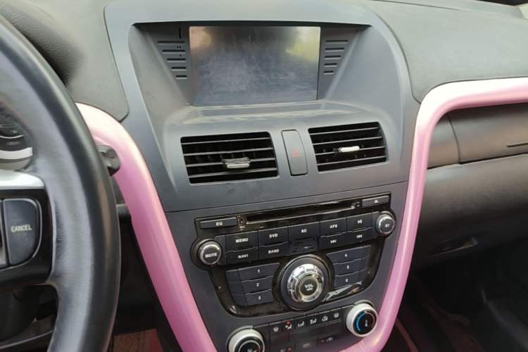 Used Bestune X80 2013 2.0L automatic comfort version Audio And AC Panel