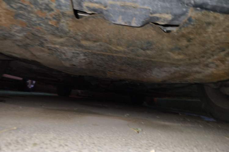 Used Bestune X80 2013 2.0L automatic comfort version Chassis Front
