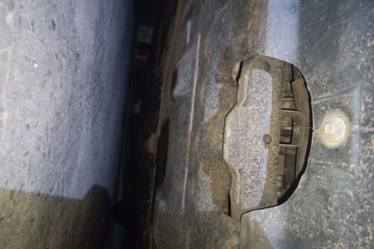 Used Bestune X80 2013 2.0L automatic comfort version Chassis Front
