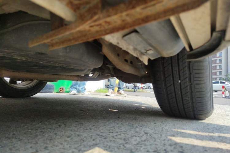 Used Bestune X80 2013 2.0L automatic comfort version Chassis Front Left